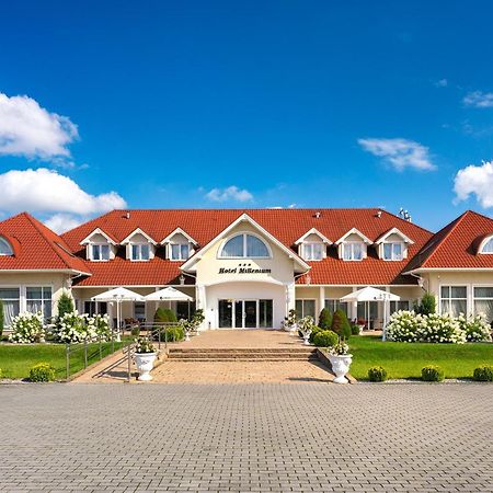 Hotel Millenium Gora Motyczna Luaran gambar