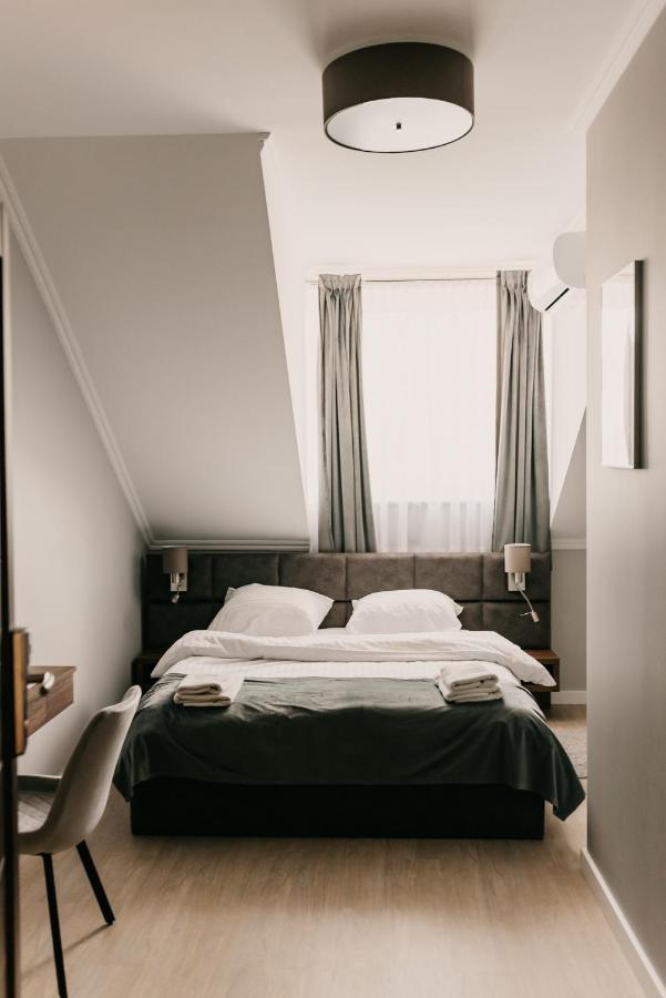 Hotel Millenium Gora Motyczna Luaran gambar