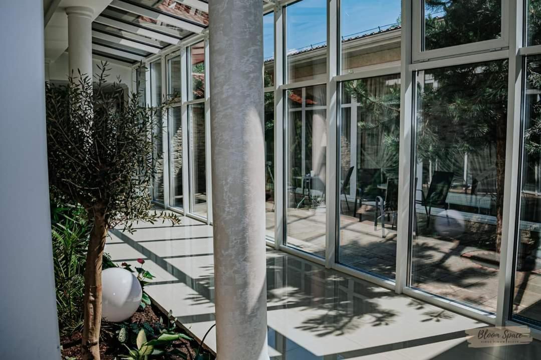 Hotel Millenium Gora Motyczna Luaran gambar